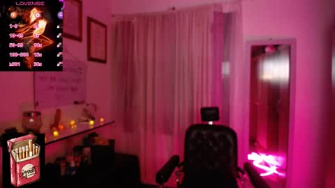 Snapshot of misslana_wn chatting on October 11, 2:22 am LanaLul online show from October 11, 2:22 am