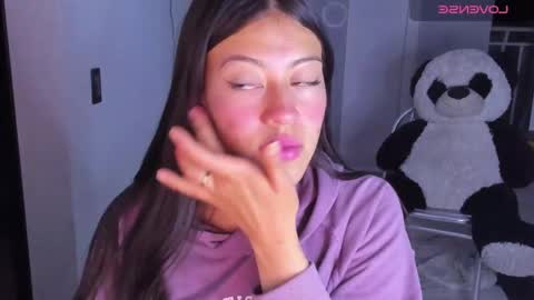 Snapshot of missloren333 chatting on October 3, 7:38 am missloren333 online show from October 3, 7:38 am