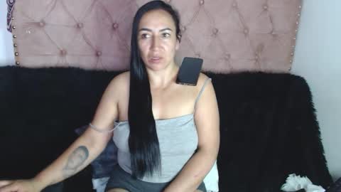 Snapshot of misslucyy1 chatting on April 27, 12:30 am luccy online show from April 27, 12:30 am