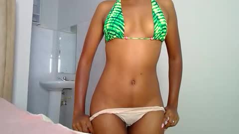 lunah online show from April 7, 11:43 am