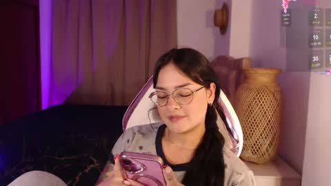 Snapshot of missmariana_ chatting on June 3, 12:13 am missmariana_ online show from June 3, 12:13 am