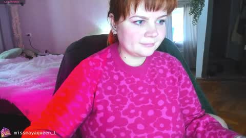 Snapshot of missmayaqueen chatting on June 8, 12:27 pm Maya online show from June 8, 12:27 pm