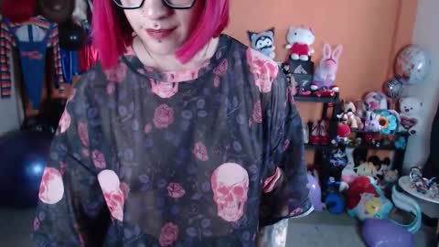 Snapshot of missmia2 chatting on October 10, 3:00 pm Miss Mia online show from October 10, 3:00 pm