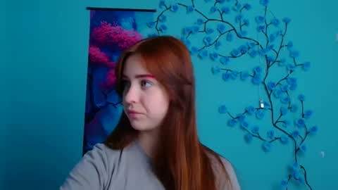 Mia online show from November 25, 12:16 pm