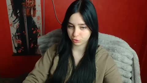 Mia online show from March 15, 12:33 pm