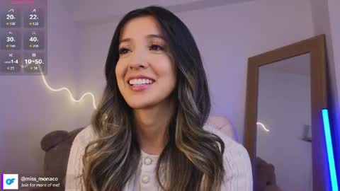Snapshot of missmonaco chatting on August 4, 1:42 am Emma Rivera online show from August 4, 1:42 am