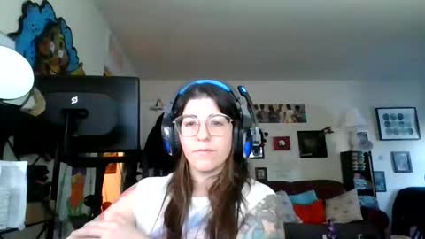 Snapshot of missmonatoyou chatting on February 4, 12:55 pm MissMona online show from February 4, 12:55 pm