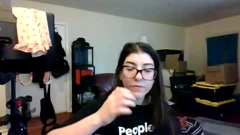 Snapshot of missmonatoyou chatting on March 3, 1:34 am MissMona online show from March 3, 1:34 am