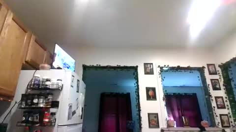 MissMona online show from April 7, 10:53 pm