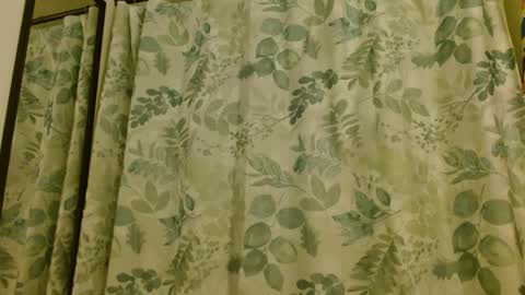 Snapshot of missmoonmagic13 chatting on December 6, 3:30 am Maxxx online show from December 6, 3:30 am