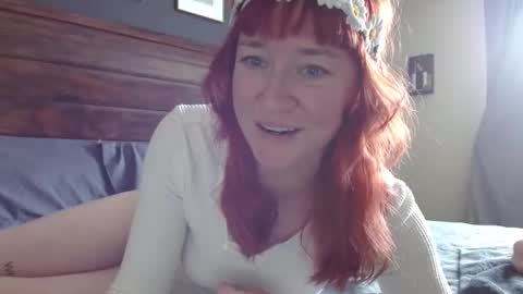 Snapshot of missmoonmagic13 chatting on May 1, 9:30 pm Maxxx online show from May 1, 9:30 pm