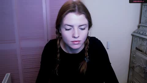 Snapshot of missoliviaa_ chatting on January 12, 5:44 pm Olivia online show from January 12, 5:44 pm