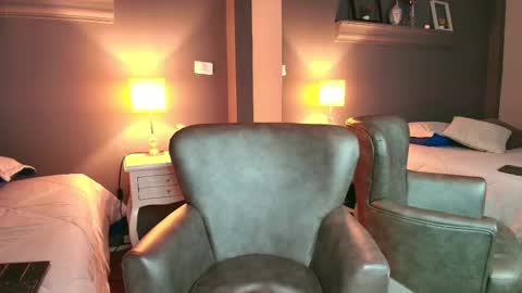 missparis__ online show from November 29, 9:07 pm