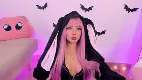 Snapshot of misspaulina__ chatting on October 18, 2:58 am Pau Giraldo online show from October 18, 2:58 am