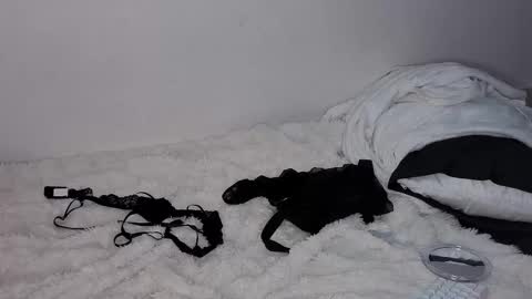 sarah online show from March 10, 1:21 am