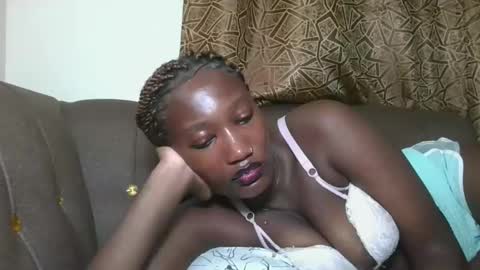 pretty gal online show from November 6, 7:59 pm