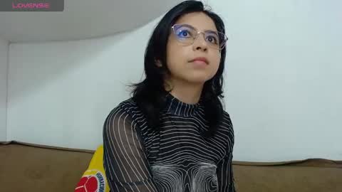 Snapshot of misspurple4 chatting on May 6, 2:33 pm kassandra online show from May 6, 2:33 pm