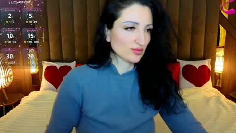 missrossi online show from April 1, 6:49 pm