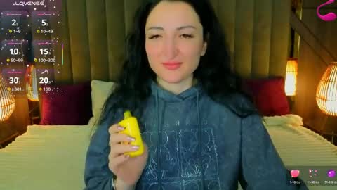 missrossi online show from April 13, 6:57 pm