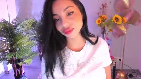 Snapshot of misssiennaa chatting on June 26, 4:39 am Sienna online show from June 26, 4:39 am