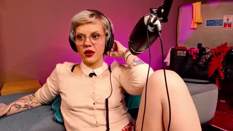 Tacodeluxe online show from October 2, 10:39 pm