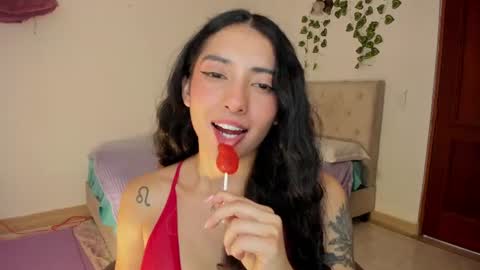 Snapshot of misstexass_ chatting on June 10, 2:16 pm Natalie Texass indepedent model online show from June 10, 2:16 pm