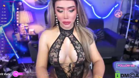 Amanda . online show from April 11, 4:44 pm