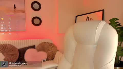 Snapshot of missvaleriaa chatting on May 8, 2:11 pm Valeria Davila online show from May 8, 2:11 pm