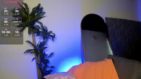 Snapshot of missvalery1 chatting on January 9, 8:55 pm missvalery1 online show from January 9, 8:55 pm