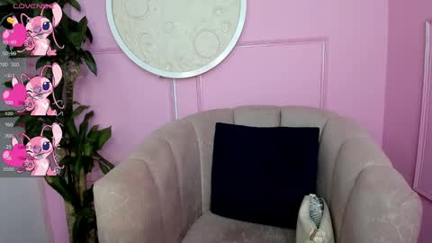 Snapshot of missvalery1 chatting on February 21, 9:22 pm missvalery1 online show from February 21, 9:22 pm