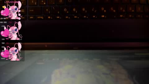 Snapshot of missvalery1 chatting on March 10, 11:49 pm missvalery1 online show from March 10, 11:49 pm