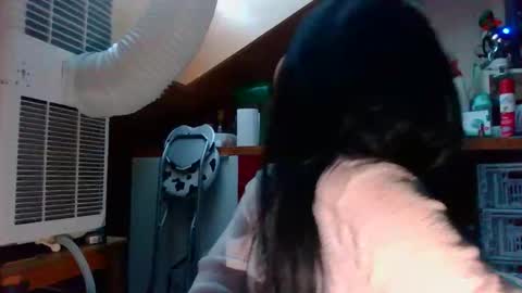 Snapshot of missversatile chatting on April 29, 5:52 pm Miss Versatile online show from April 29, 5:52 pm
