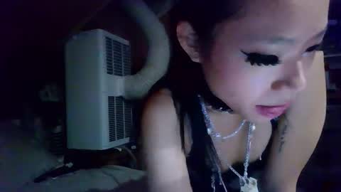 Snapshot of missversatile chatting on May 7, 8:58 pm Miss Versatile online show from May 7, 8:58 pm