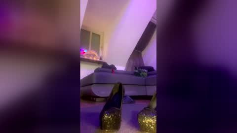 Snapshot of missy_87 chatting on January 8, 11:18 pm missy_87 online show from January 8, 11:18 pm