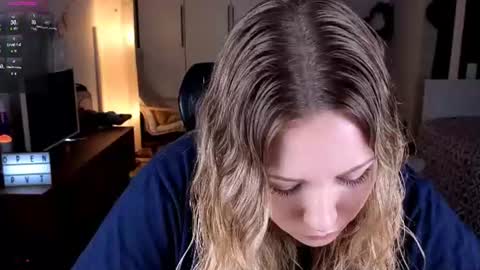Snapshot of missyourtouch chatting on June 13, 6:17 pm MissYourTouch online show from June 13, 6:17 pm