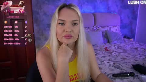 Snapshot of missyymarty chatting on May 31, 6:31 am missyymarty online show from May 31, 6:31 am