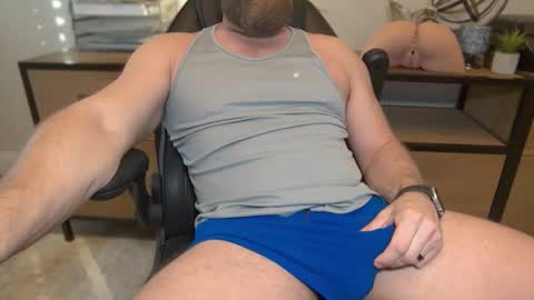 Snapshot of mister_dilf chatting on November 23, 2:06 pm MISTER DILF online show from November 23, 2:06 pm