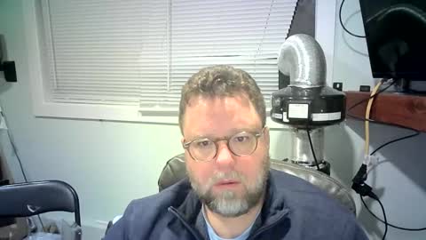 Snapshot of mister_happy567 chatting on January 12, 8:36 am Mr. Happy online show from January 12, 8:36 am