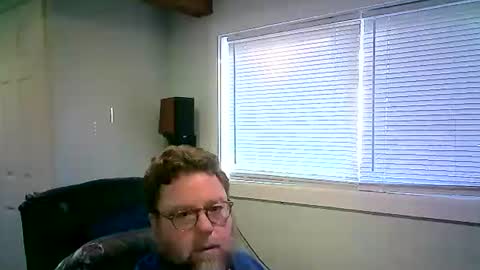 Snapshot of mister_happy567 chatting on February 28, 11:12 pm Mr. Happy online show from February 28, 11:12 pm