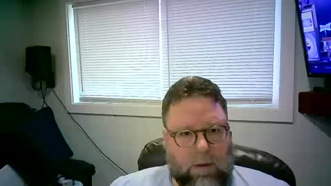 Snapshot of mister_happy567 chatting on March 3, 9:59 pm Mr. Happy online show from March 3, 9:59 pm