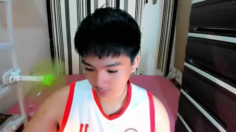 Snapshot of mister_officer chatting on March 18, 6:11 pm SAINT SACHI will make your day online show from March 18, 6:11 pm