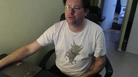 Snapshot of mistercoeur1 chatting on January 18, 9:02 am mistercoeur online show from January 18, 9:02 am