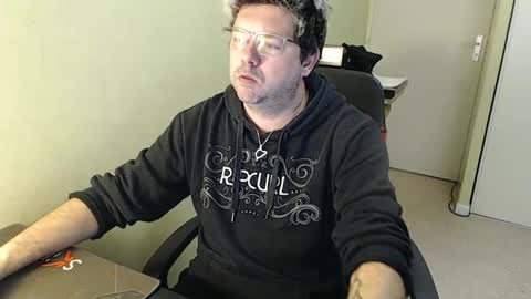 Snapshot of mistercoeur1 chatting on January 26, 10:12 am mistercoeur online show from January 26, 10:12 am