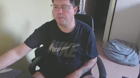 Snapshot of mistercoeur1 chatting on February 15, 8:11 am mistercoeur online show from February 15, 8:11 am