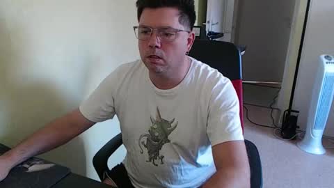 Snapshot of mistercoeur1 chatting on September 17, 7:32 am mistercoeur online show from September 17, 7:32 am