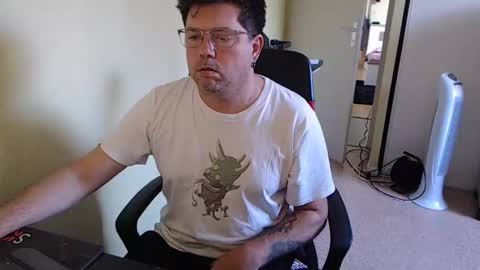 Snapshot of mistercoeur1 chatting on October 11, 7:51 am mistercoeur online show from October 11, 7:51 am