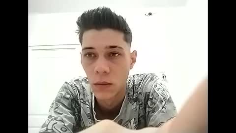 MisteriosoXragazzoX online show from September 12, 8:25 am