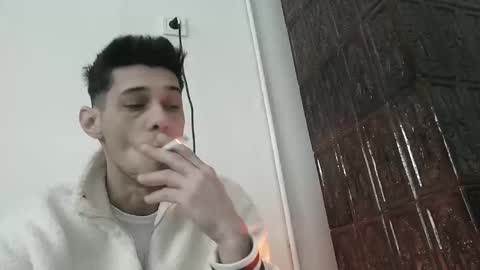 MisteriosoXragazzoX online show from January 11, 7:57 am