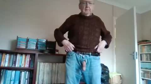 Snapshot of mistersilver66 chatting on January 25, 12:26 pm mistersilver66 online show from January 25, 12:26 pm