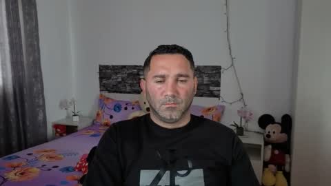 mistervybe online show from April 22, 7:00 am